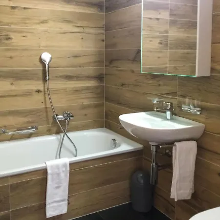 La Pierre-a-voir Apartamento Ovronnaz